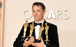 Đạo diễn Sean Baker - Trong 1 đêm giành 4 giải Oscar lịch sử