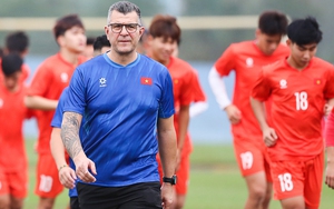 Tin nóng bóng đá Việt hôm nay 4/3: U17 Việt Nam giải quyết từng trận ở giải châu Á; SLNA chờ bàn thắng thứ 1000 tại V-League