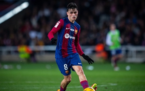 Pedri mới là hay nhất ở Barcelona