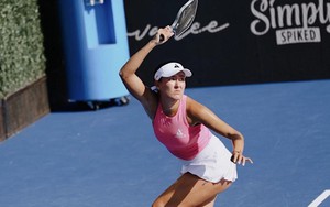 Nhan sắc vạn người mê của 'nữ hoàng pickleball' thế giới vừa đến Việt Nam