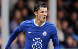 Sao Thái kiều bắn tín hiệu muốn chơi cho ĐT Thái Lan sau khi ghi bàn ở Tây Ban Nha