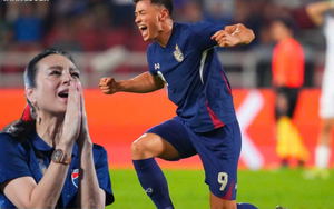 ĐT Thái Lan nhận tin sét đánh khi chân sút số 1 dính chấn thương nghiêm trọng