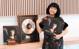 Cẩm Vân "lăn" khỏi vùng an toàn với "Vết lăn trầm"