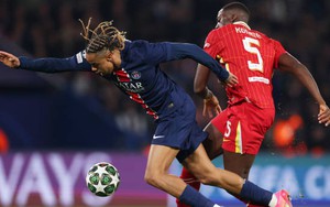 Rio Ferdinand: Trung vệ Liverpool đáng bị thẻ đỏ ở trận đấu với PSG