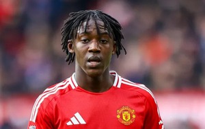 Fan MU chia rẽ khi sao trẻ đang lên đòi mức lương cao gấp 9 lần giữa cơn khủng hoảng tài chính 