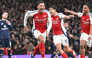 Man United giờ tụt hậu toàn diện so với Arsenal