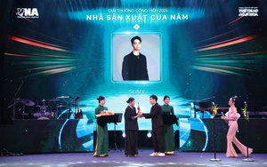 Vợ chồng Đoàn Thuý Trang - Phạm Thanh Hà xúc động khi trở lại Cống hiến 2025