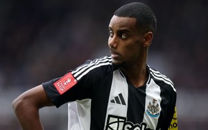 West Ham – Newcastle: Cả châu Âu săn đón Isak