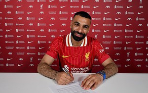 Cận cảnh chiêc đồng hồ 24 tỉ đồng Salah đeo trong ngày ký hợp đồng mới với Liverpool