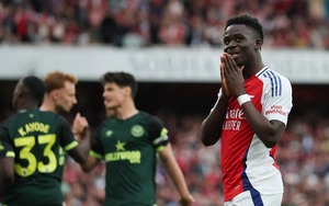 Arsenal bị Brentford cầm hòa, Liverpool tiến gần hơn đến ngôi vương Ngoại hạng Anh 