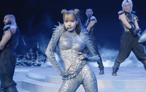 Lisa Blackpink bùng nổ mở màn sân khấu Coachella