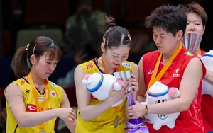 Đánh bại 'nữ thần cầu lông' Nhật Bản, Trung Quốc giành HCV đôi nữ giải vô địch Châu Á 2025