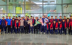 U17 Việt Nam nhận được sự quan tâm đặc biệt khi về nước