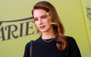 Album mới của Lana Del Rey trễ hẹn và đổi tên