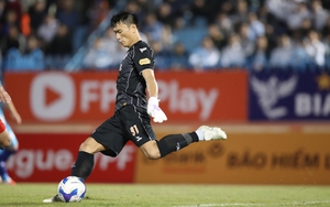 Bùi Tiến Dũng giữ hy vọng trụ hạng cho SHB Đà Nẵng