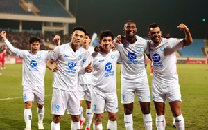 Sáp nhập tỉnh thành, bóng đá Việt Nam kịp chuyển mình?