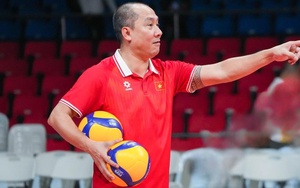 Chủ công Tú Linh thừa nhận sự thật sau khi phẫu thuật chấn thương, chờ đợi phép thử của HLV Tuấn Kiệt