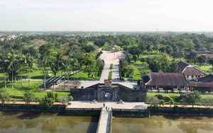 Du khách về Quảng Trị trong những ngày tháng Tư lịch sử