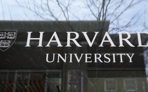 Sở Thuế vụ Liên bang Mỹ lên kế hoạch tước quy chế miễn thuế của Đại học Harvard