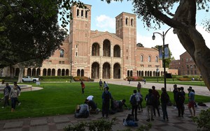 Mỹ: Hơn 130 sinh viên tham gia vụ kiện liên bang về việc thu hồi thị thực