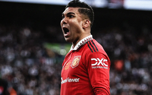 Casemiro 'tái sinh' từ màn ngược dòng không tưởng của MU