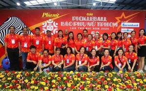Khởi tranh Giải Pickleball Báo Phụ nữ TP.HCM mừng 50 năm thống nhất non sông
