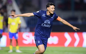 Supachai Jaided tỏa sáng, Buriram United đặt một chân vào chung kết Shopee Cup