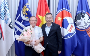 Lãnh đạo VFF tiếp đoàn đại biểu KFA và Hiệp hội Bóng đá Sinh viên Hàn Quốc