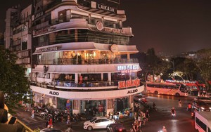 Hình ảnh toà nhà "Hàm cá mập" dừng đón khách