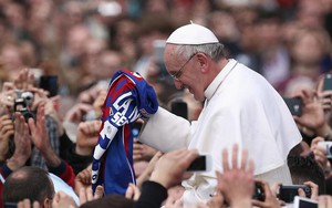 Giáo Hoàng Francis có một tình yêu đặc biệt với bóng đá