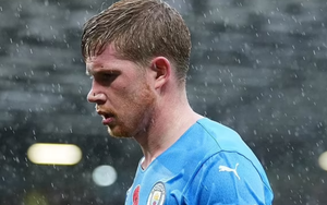 Bị Man City ruồng bỏ, De Bruyne vẫn là 'hàng nóng' trên thị trường chuyển nhượng