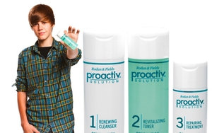 Nghệ sĩ và cạm bẫy quảng cáo: Vì sao scandal luôn rình rập?