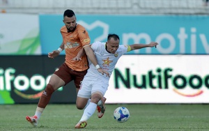 Bóng đá đẹp ở đâu?