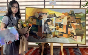 Họa sĩ khiếm thính Dương Linh Đan: Một thế giới đang chuyển mình "Qua ô cửa"