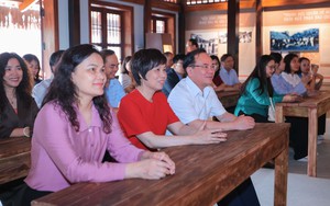 75 năm ngày thành lập Hội nhà báo Việt Nam: Liên chi hội nhà báo TTXVN về nguồn tại Thái Nguyên 