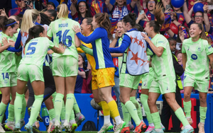 Barca thắng đậm Chelsea để vào chung kết Champions League