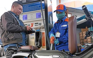 Giá xăng dầu tiếp tục tăng từ 15h chiều nay 3/4