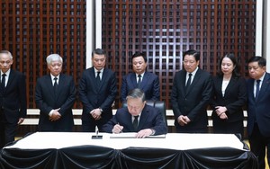 Thông báo đặc biệt về quốc tang đồng chí Khamtay Siphandone