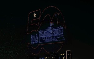 Màn bắn pháo hoa và trình diễn 10.500 drone mừng đại lễ 30/4 tại TP HCM