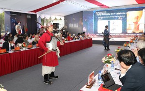 Tham vấn ý kiến chuyên gia về trang phục cổ thời Đinh