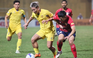 Tin nóng bóng đá Việt hôm nay 10/4: U17 Việt Nam tập trung cao độ cho trận gặp UAE; Cựu tuyển thủ U23 Việt Nam đứt dây chằng tại sân Mỹ Đình