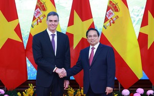Thủ tướng Phạm Minh Chính hội đàm với Thủ tướng Tây Ban Nha