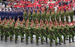 Hải Phòng tổ chức duyệt đội ngũ và diễu hành quần chúng kỷ niệm 70 năm ngày giải phóng