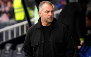 HLV Hansi Flick đi vào lịch sử Barca sau trận thắng Real Madrid