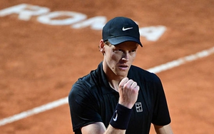 Sinner vào tứ kết Roma Masters, đạt cột mốc ấn tượng hơn cả Federer, Nadal, và Djokovic