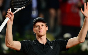 Vượt qua tay vợt số 7 thế giới trong vòng có 64 phút, Sinner khiến thế giới quần vợt ngỡ ngàng