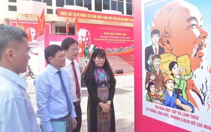 Thưởng lãm tranh cổ động đẹp về Chủ tịch Hồ Chí Minh