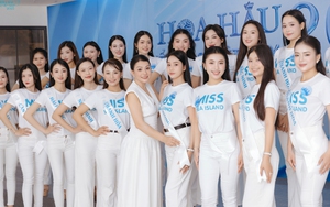 Trao sash cho Top 40 thí sinh cuộc thi Hoa hậu Biển Đảo Việt Nam 2025