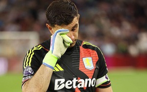 MU bất ngờ hỏi mua thủ môn được Messi ca ngợi là 'hay nhất thế giới'