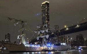 Vụ tàu Hải quân Mexico đâm va vào cầu tại Mỹ: Ít nhất 2 người thiệt mạng